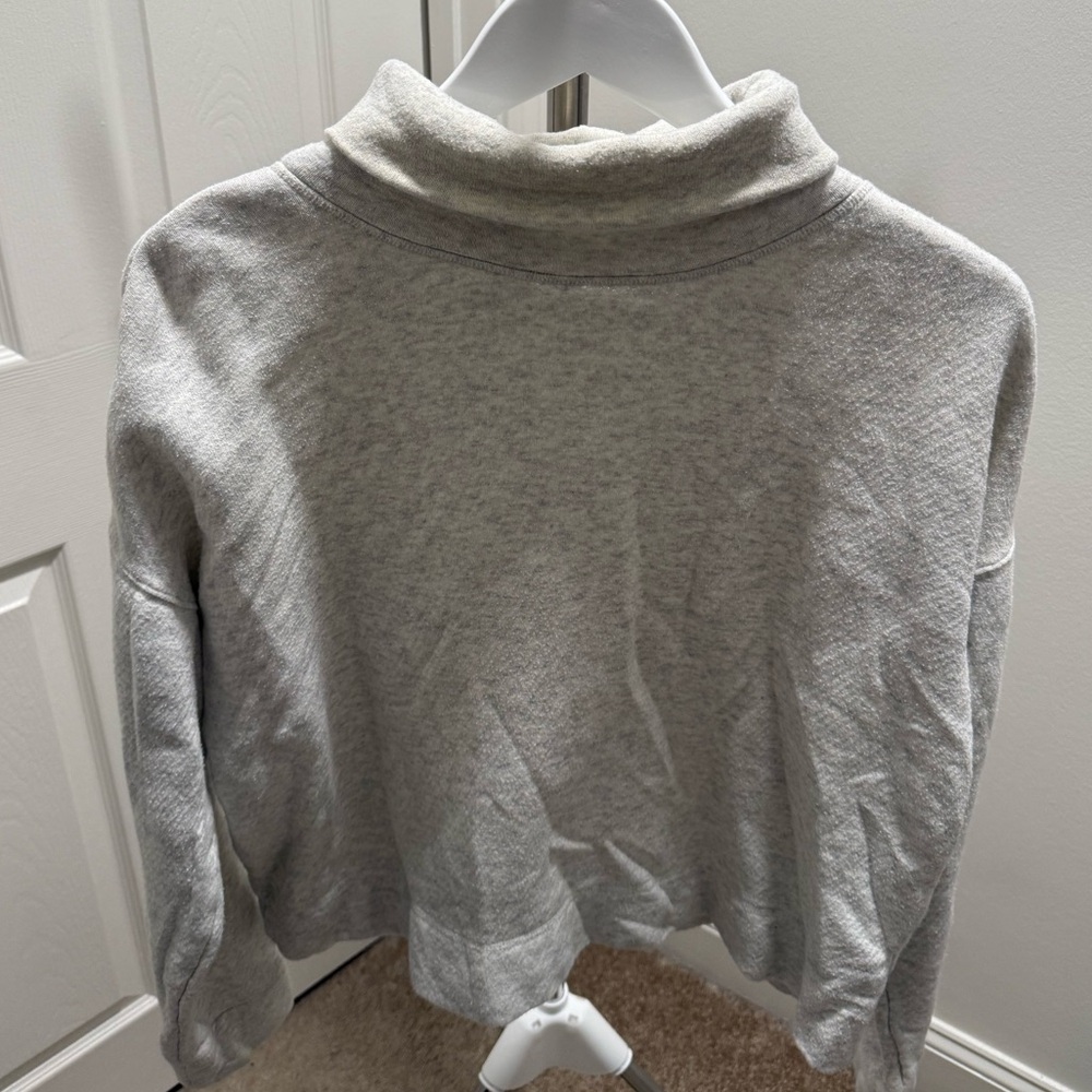 Vineyard Vines Light Gray Women's Turtleneck Sweater